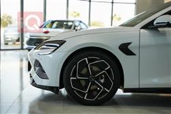 بی وای دی سيل EV